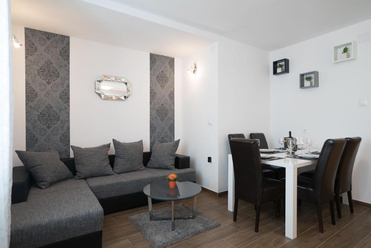 Apartment Anteo Free Parking Split Bagian luar foto