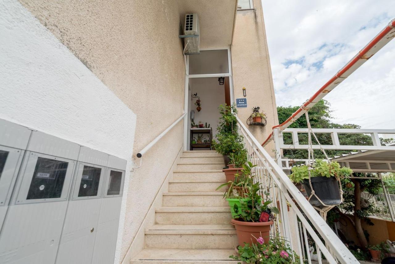 Apartment Anteo Free Parking Split Bagian luar foto