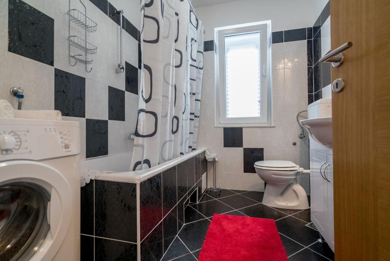 Apartment Anteo Free Parking Split Bagian luar foto