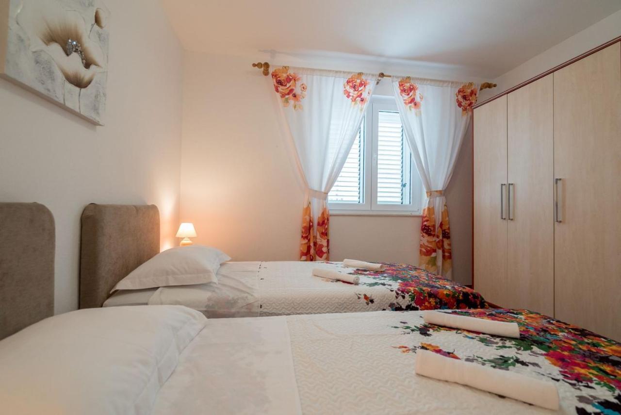Apartment Anteo Free Parking Split Bagian luar foto