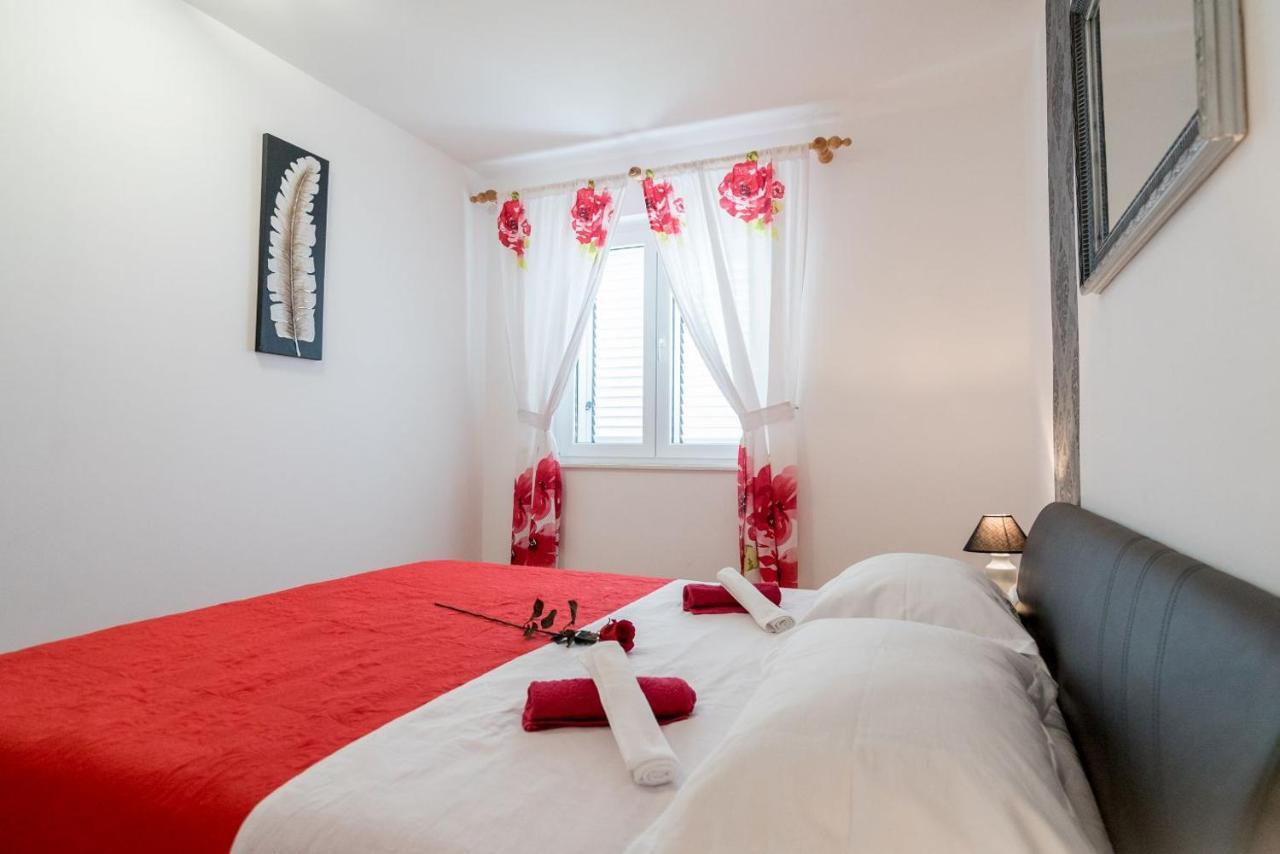 Apartment Anteo Free Parking Split Bagian luar foto