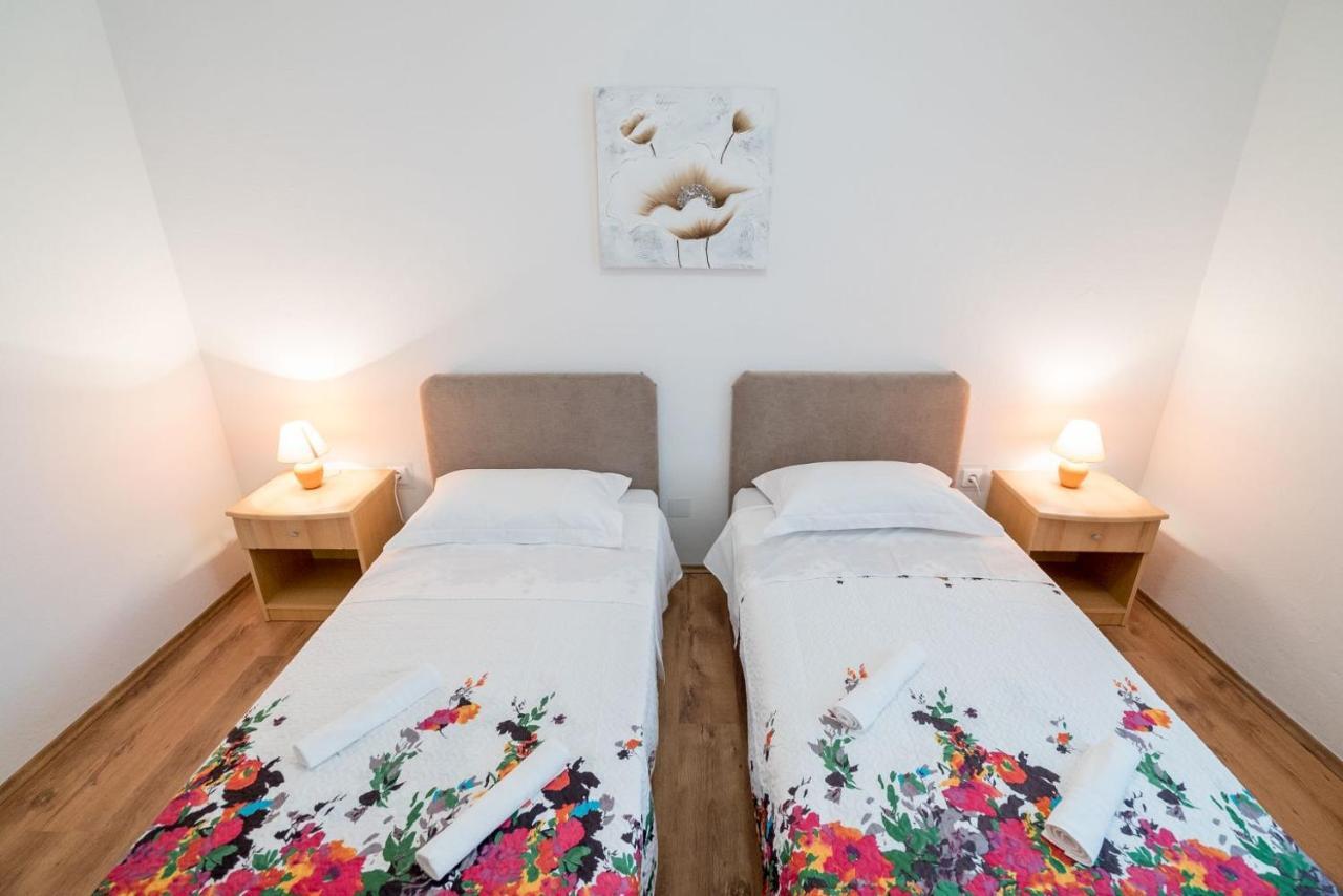 Apartment Anteo Free Parking Split Bagian luar foto
